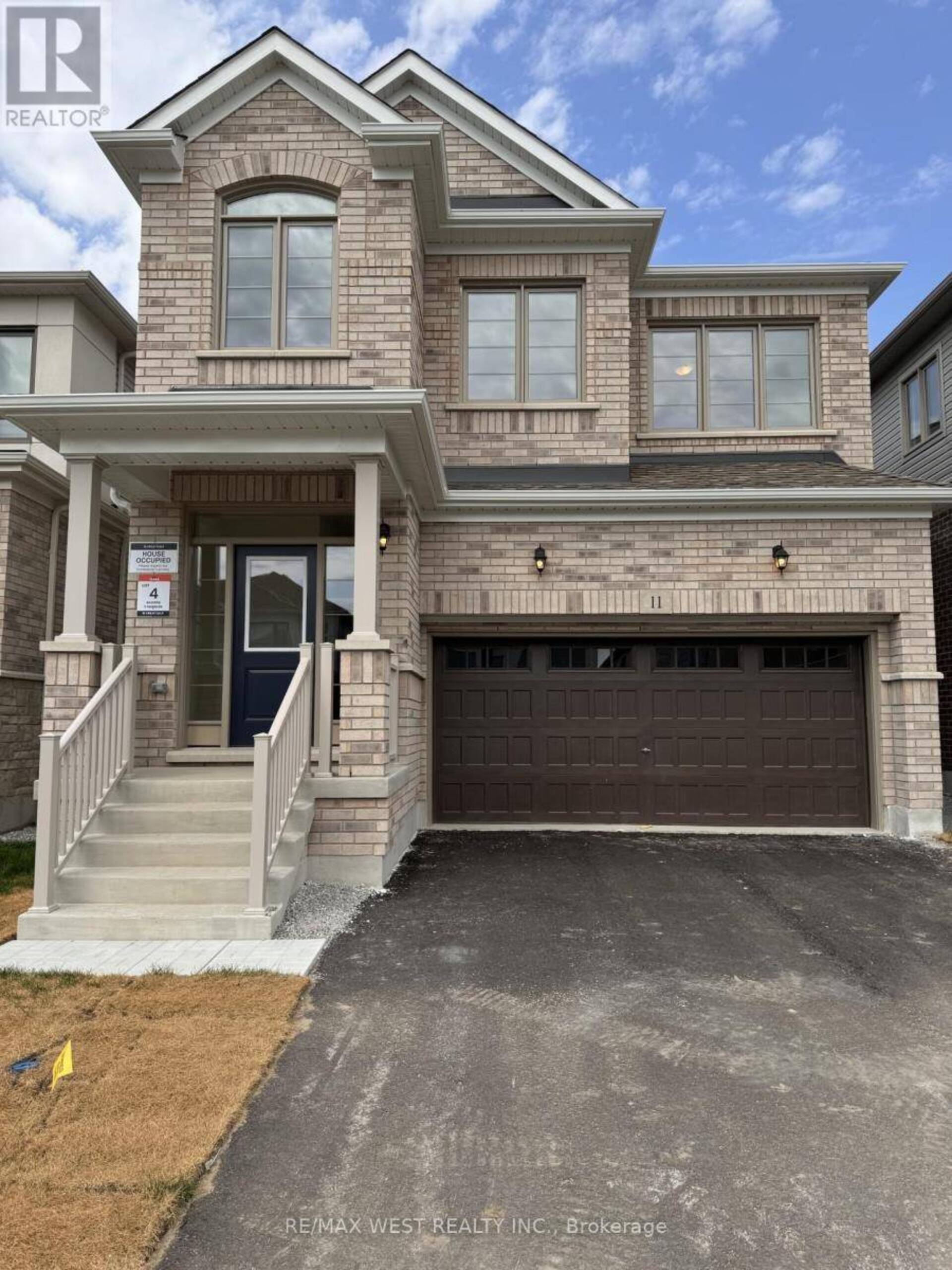 11 GEMINI DRIVE Barrie