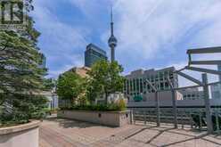 725 - 270 WELLINGTON STREET W Toronto