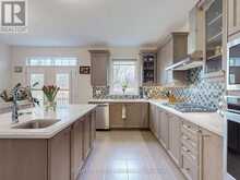 4 HENNESSEY CRESCENT Kawartha Lakes