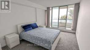 305 - 550 WEBB DRIVE Mississauga 