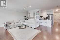 313 - 20 SCRIVENER SQUARE Toronto