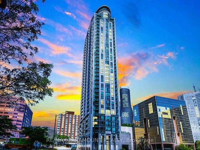 1010 - 208 ENFIELD PLACE Mississauga Ontario