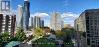 1010 - 208 ENFIELD PLACE Mississauga 