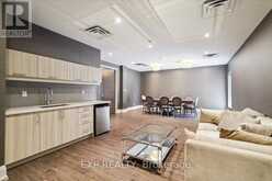 315 - 15277 YONGE STREET N Aurora 