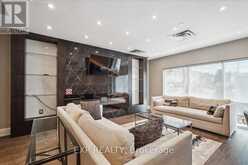 315 - 15277 YONGE STREET N Aurora 