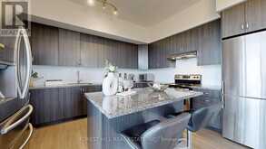 527 - 8763 BAYVIEW AVENUE Richmond Hill 