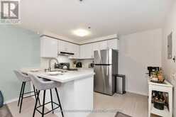 16 - 760 LAWRENCE AVENUE W Toronto