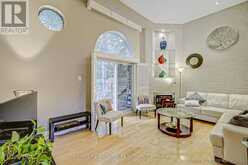 18 - 18 OAKEN GATE WAY Toronto