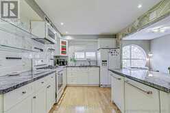 18 - 18 OAKEN GATE WAY Toronto