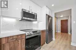 909 - 120 PROMENADE CIRCLE Vaughan 