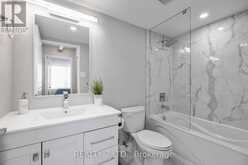 909 - 120 PROMENADE CIRCLE Vaughan 