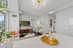 1611 - 33 SHORE BREEZE DRIVE Toronto 