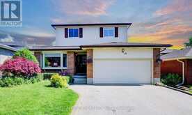 18 WINDERMERE COURT Kitchener