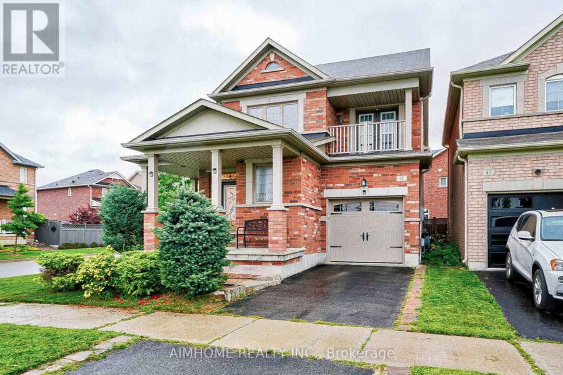 45 DARREN HILL TRAIL Markham 