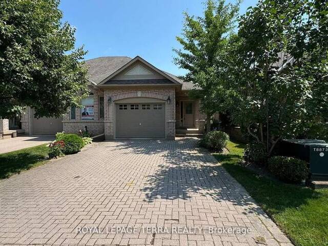 13 - 13 MONTEBELLO TERRACE New Tecumseth Ontario