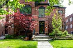 201 - 133 DUNN AVENUE Toronto