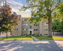 16 - 288 REYNOLDS STREET Oakville 