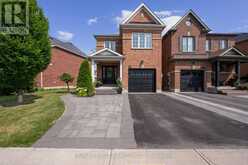 112 RUTHERFORD ROAD Bradford/West Gwillimbury 