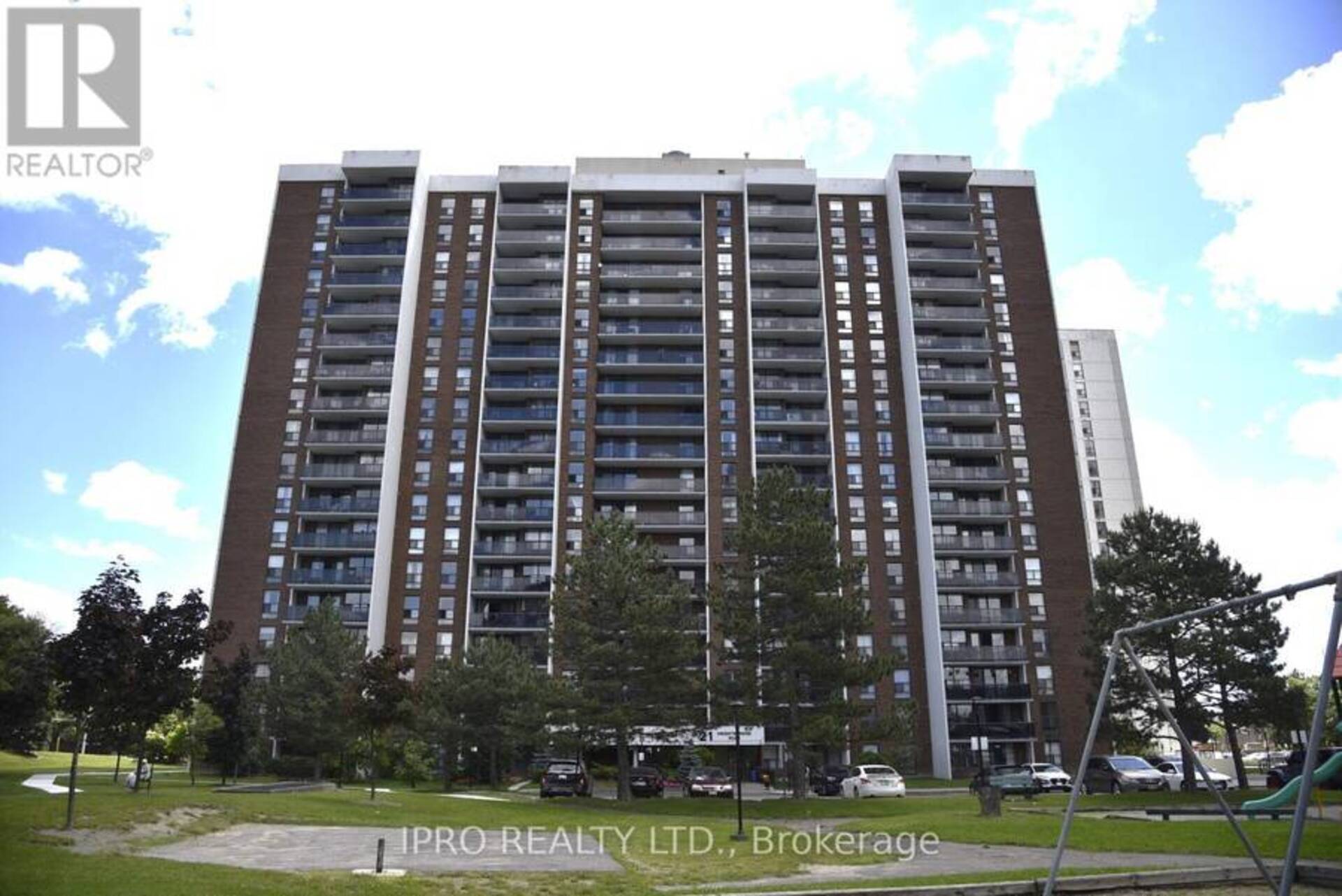 1808 - 21 KNIGHTSBRIDGE ROAD Brampton