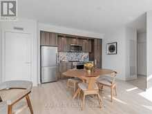 425 - 30 INN ON THE PARK DRIVE Toronto