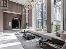 425 - 30 INN ON THE PARK DRIVE Toronto