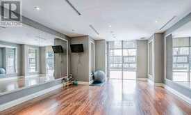 303 - 9235 JANE STREET Vaughan 