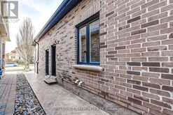 35 EIFFEL BOULEVARD Brampton