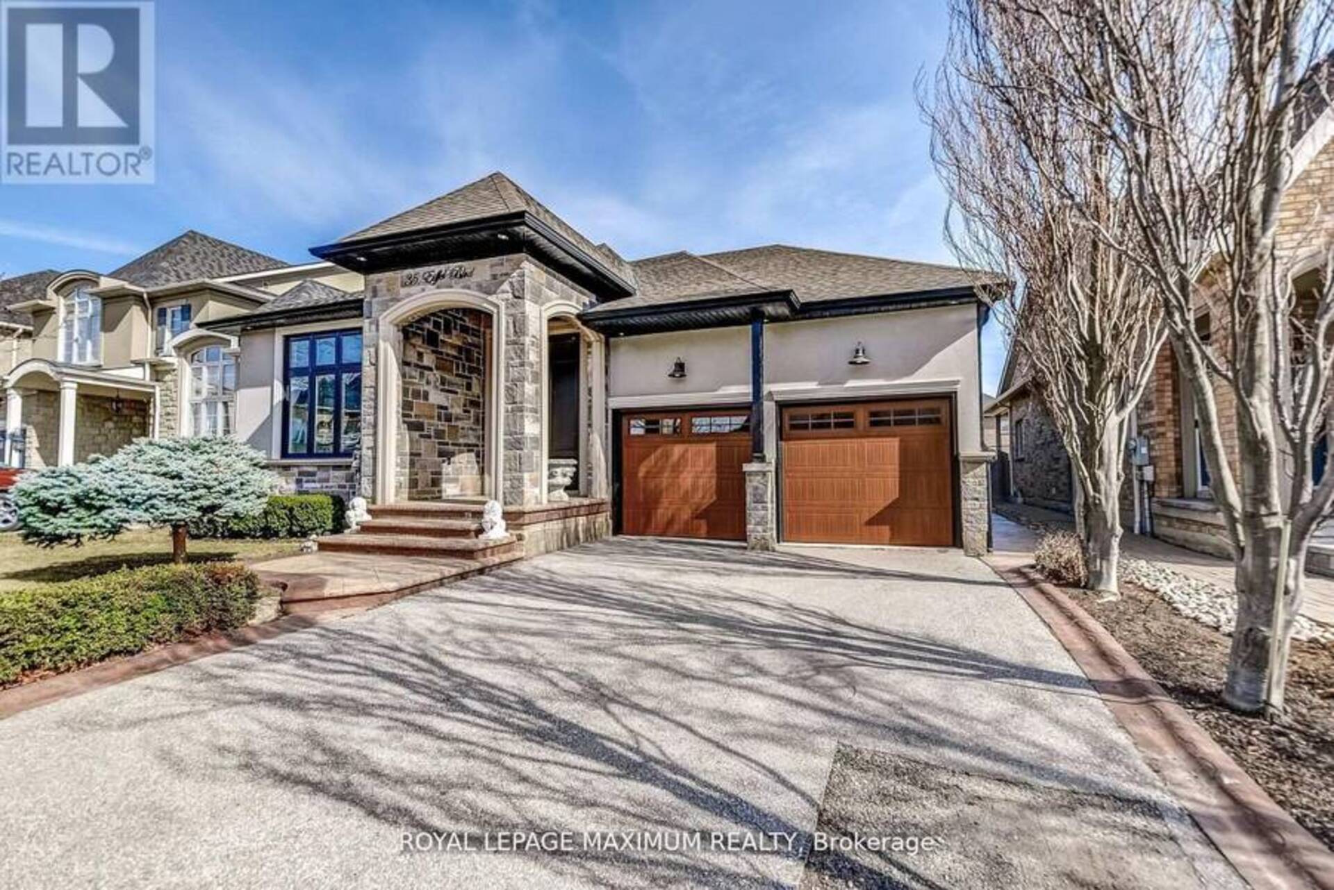 35 EIFFEL BOULEVARD Brampton 