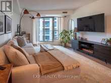 501 - 2111 LAKESHORE BOULEVARD W Toronto 