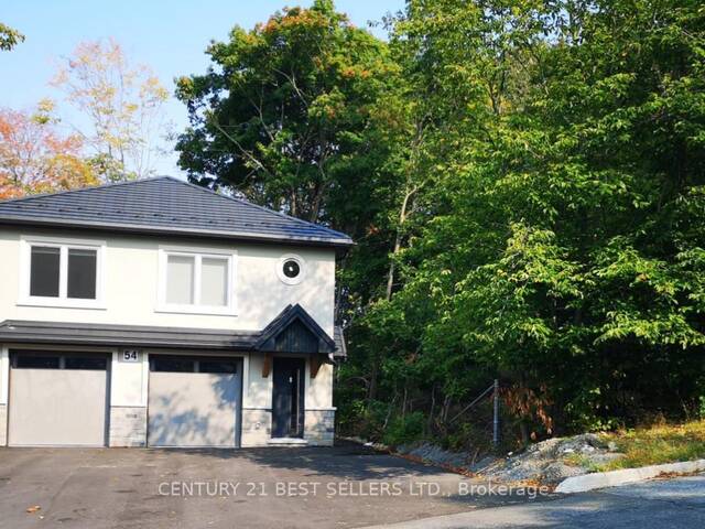 2 - 54 FLORENCE STREET W Huntsville Ontario