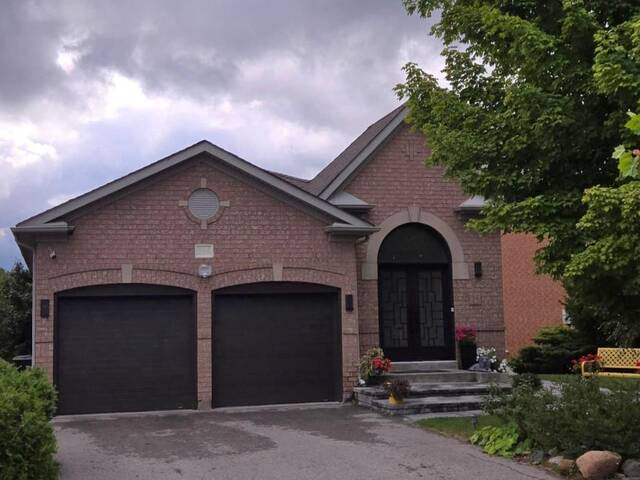 394 SILKEN LAUMANN DRIVE Newmarket  Ontario