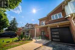 138 RAINFOREST DRIVE Brampton 