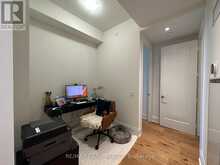 1002 - 151 AVENUE ROAD Toronto