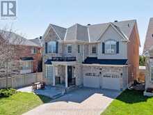 6 DIETZMAN COURT Richmond Hill 