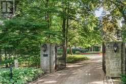 85 THE BRIDLE PATH Toronto