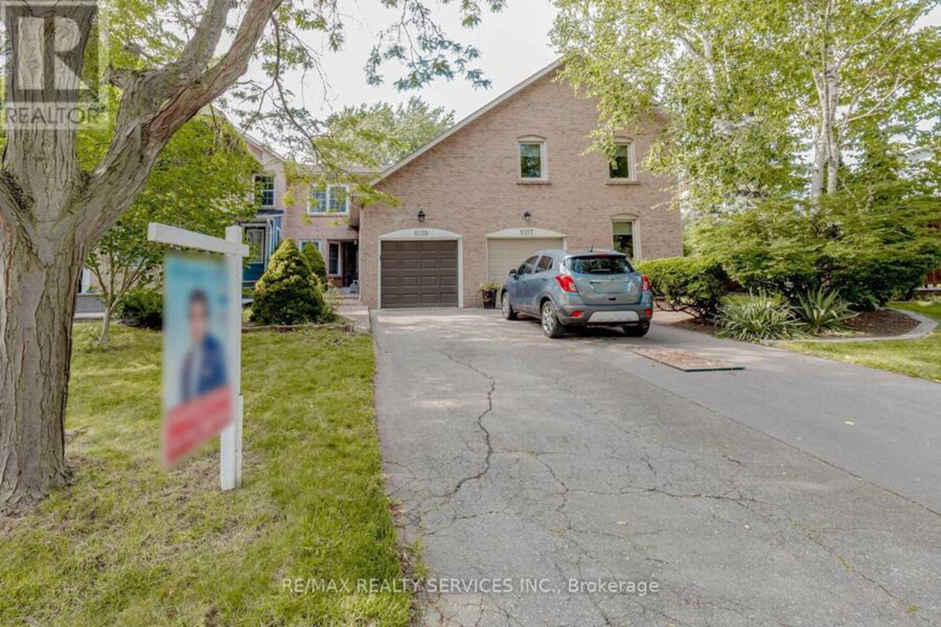 1039 RUNNYMEAD CRESCENT Oakville 