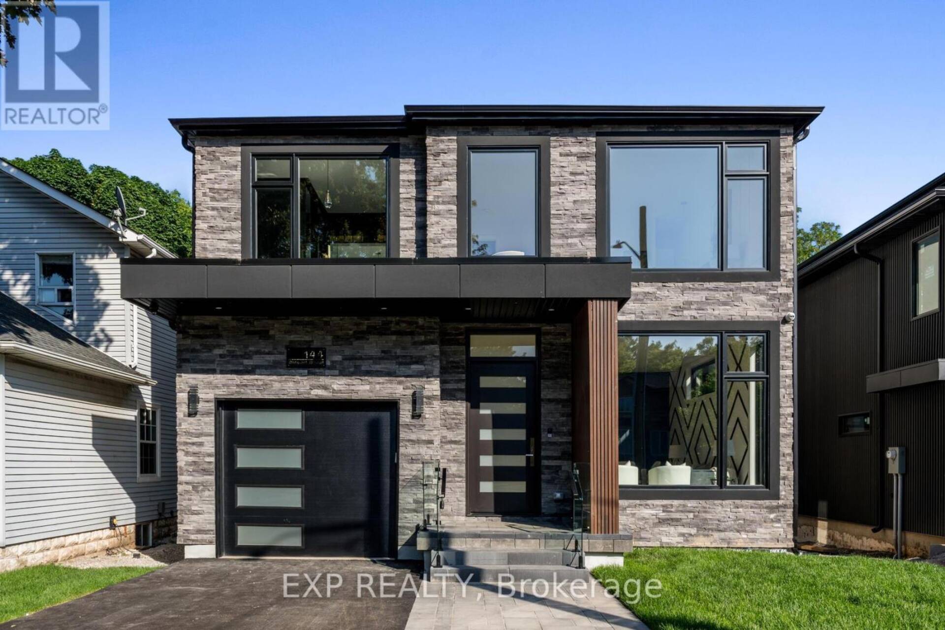 144 STEWART STREET Oakville 