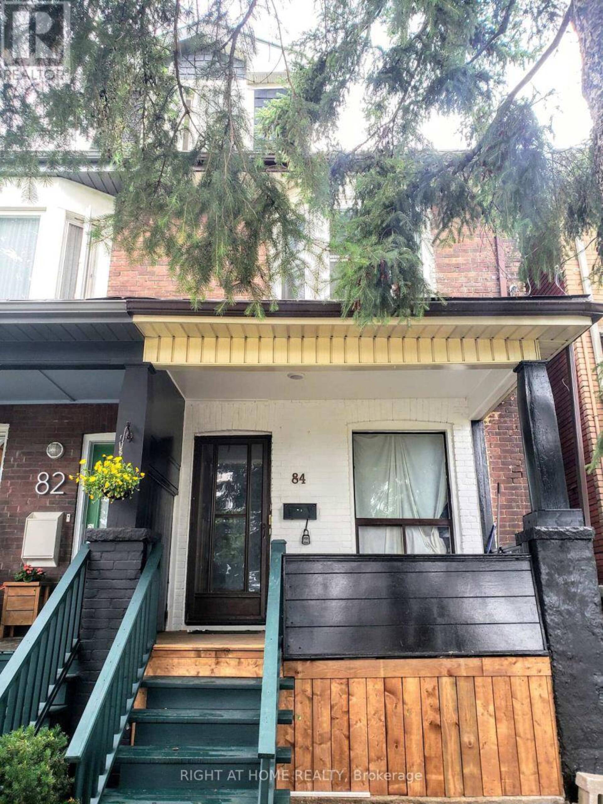 UPPER - 84 OAKVALE AVENUE Toronto