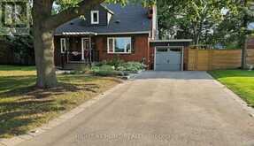 2042 COURTLAND CRESCENT Mississauga 