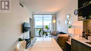 1610 - 1 YORKVILLE AVENUE Toronto