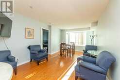 712 - 11 ONEIDA CRESCENT Richmond Hill 