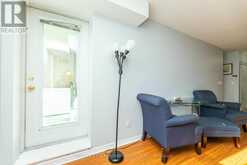 712 - 11 ONEIDA CRESCENT Richmond Hill 