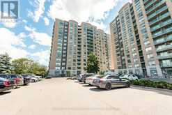 712 - 11 ONEIDA CRESCENT Richmond Hill 