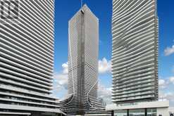 923 - 30 SHORE BREEZE DRIVE Toronto