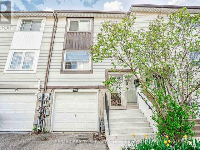 23 HOSKINS SQUARE Brampton  Ontario