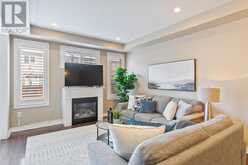 44 - 2019 TRAWDEN WAY Oakville 