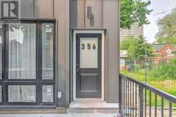 2F - 356 HURON STREET Toronto