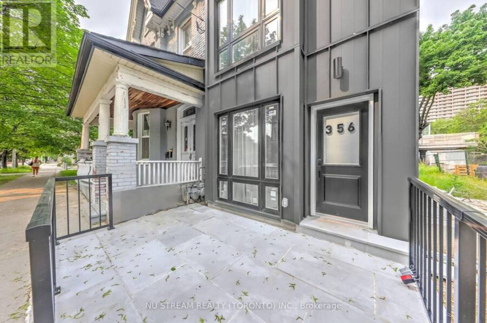 2F - 356 HURON STREET Toronto