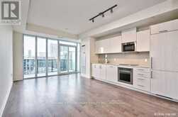 916 - 330 RICHMOND STREET W Toronto