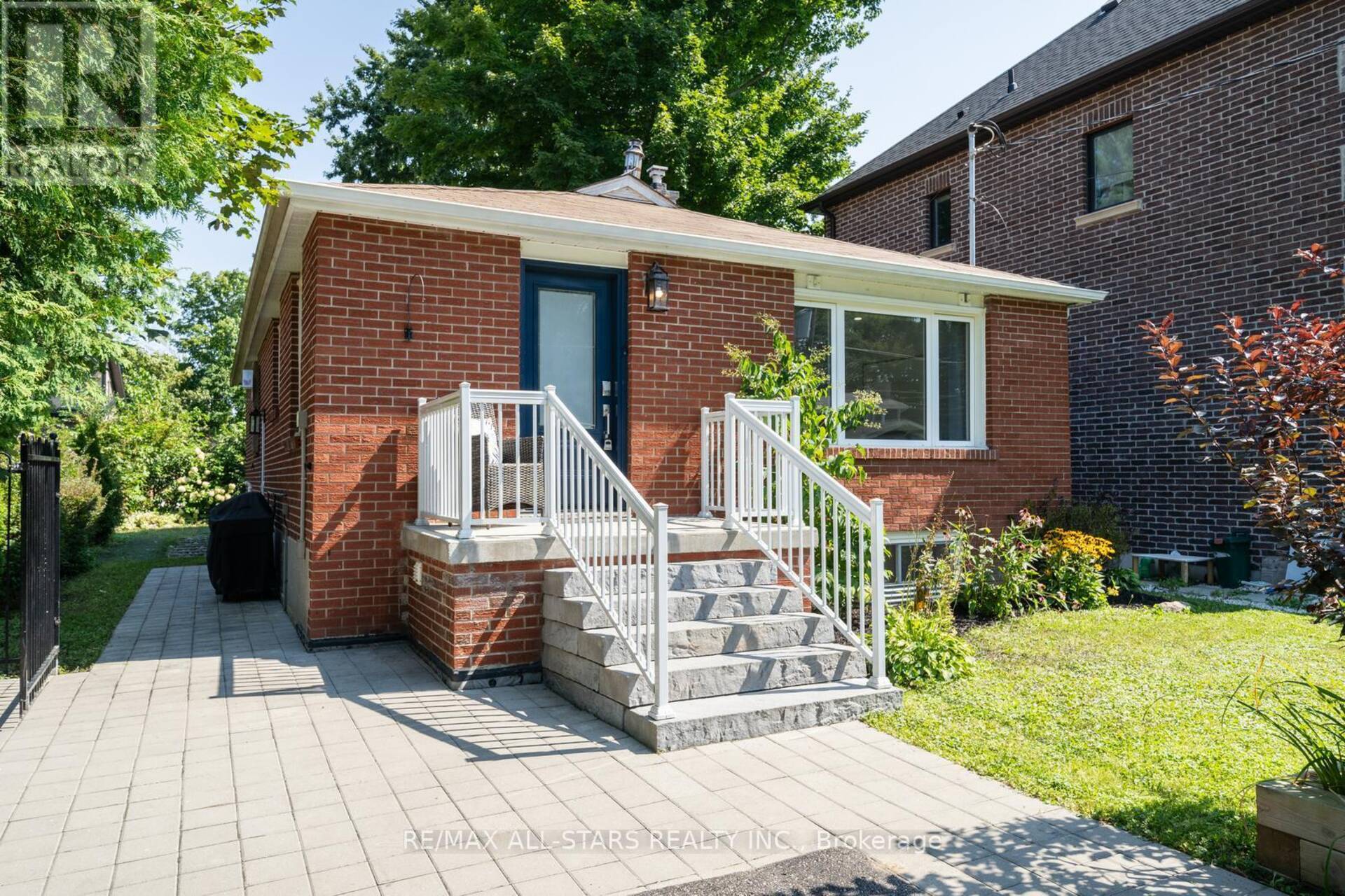 45 ELMVALE BOULEVARD Whitchurch-Stouffville